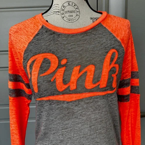 🌸 PINK T-Shirt 🌸 - Picture 4 of 7